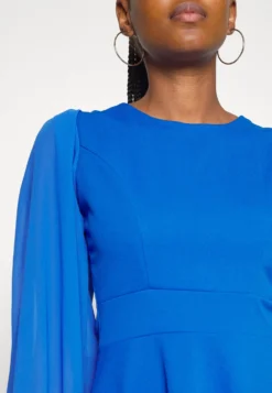 Wal G Kat Sleeve Dress - Jurk - Electric Blue 11 Wal G Kat Sleeve Dress - Jurk - Electric Blue -Wal G Verkoopwinkel 041ea9d3621e499c9d9c09d44bd206f7 scaled