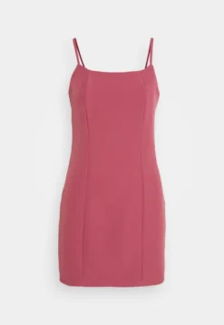 Wal G Boa Strappy Mini - Etui-Jurk - Magenta 10 Wal G Boa Strappy Mini - Etui-Jurk - Magenta -Wal G Verkoopwinkel 074ce4a526274d42853bf9cdd59a594e scaled