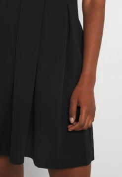 Wal G Bernice Skater Dress - Jerseyjurk - Black 11 Wal G Bernice Skater Dress - Jerseyjurk - Black -Wal G Verkoopwinkel 091f011c46654d65855d5fab380a45e4 scaled