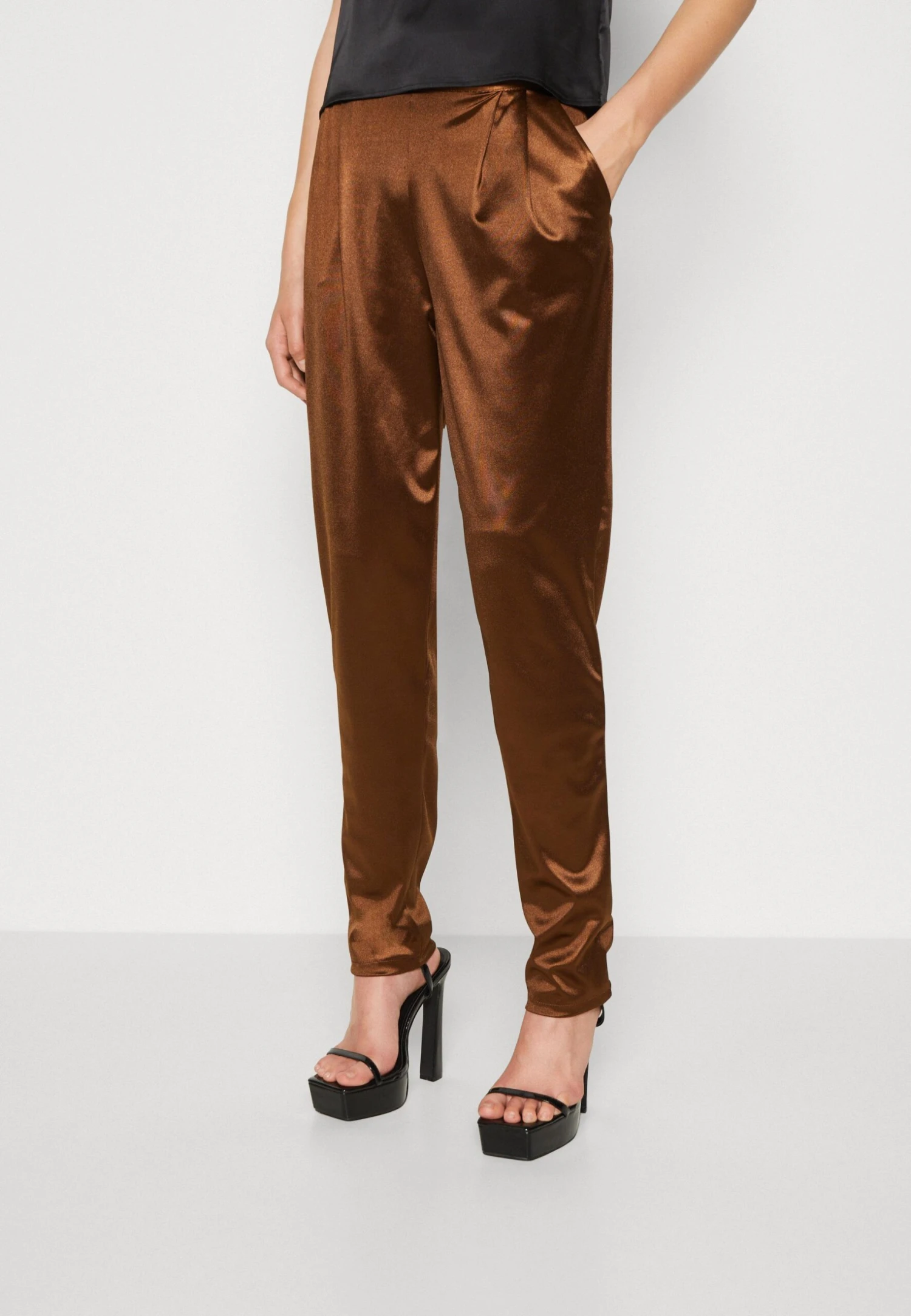 Wal G Charlie Trouser - Broek - Chocolate Brown 1 Wal G Charlie Trouser - Broek - Chocolate Brown