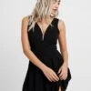 Eloise V Neck Skater Dress - Cocktailjurk - Black