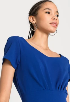 Wal G Gary Bodycon Dress - Jerseyjurk - Electric Blue 9 Wal G Gary Bodycon Dress - Jerseyjurk - Electric Blue -Wal G Verkoopwinkel 0ef342583f4f41c2b56e556e97977971 scaled
