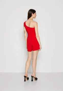 Wal G Lula One Shoulder - Jumpsuit - Red 8 Wal G Lula One Shoulder - Jumpsuit - Red -Wal G Verkoopwinkel 19c19f79ac864e338f13a56634d38dec scaled