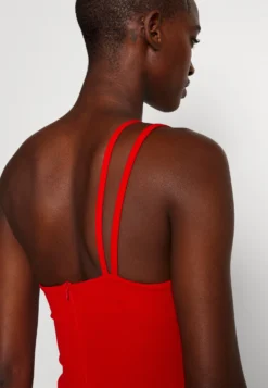 July Cut Out - Jumpsuit - Red -Wal G Verkoopwinkel 1db57de5611245048928b37fca502ce3 scaled