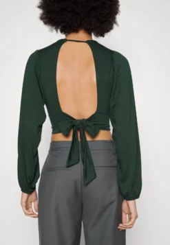 Wal G Crissy Backless - Longsleeve - Forest Green -Wal G Verkoopwinkel 21e12b1f8c4940d481d11a993d6b3ba5 scaled