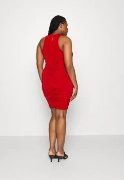 Missy Knot Midi Plus Size - Jurk - Red 8 Missy Knot Midi Plus Size - Jurk - Red -Wal G Verkoopwinkel 23c10a84e2264d75b10dcb655385c310 scaled