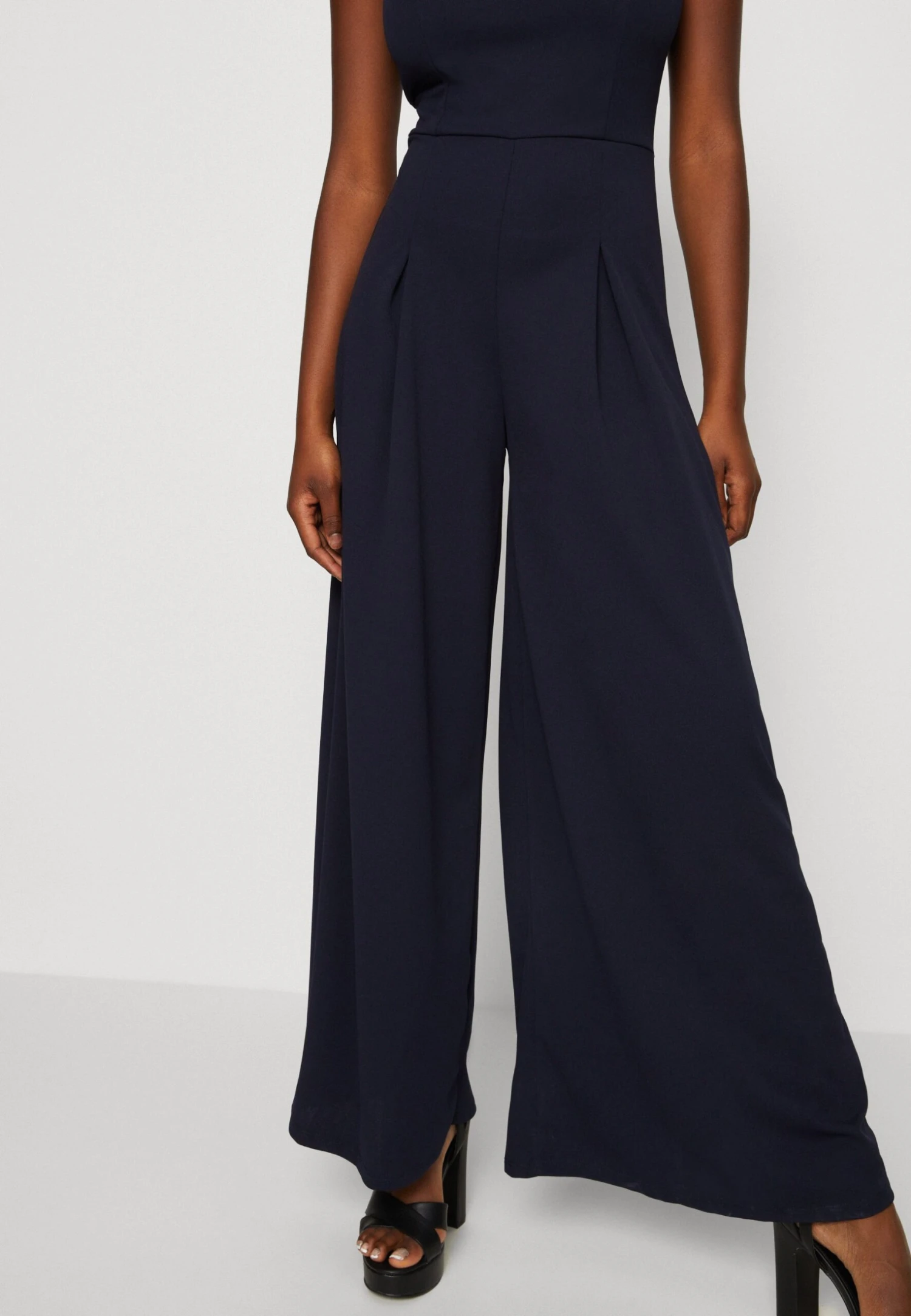 Wal G Rian Wide Leg Pleat - Jumpsuit - Navy Blue 6 Wal G Rian Wide Leg Pleat - Jumpsuit - Navy Blue - Afbeelding 6