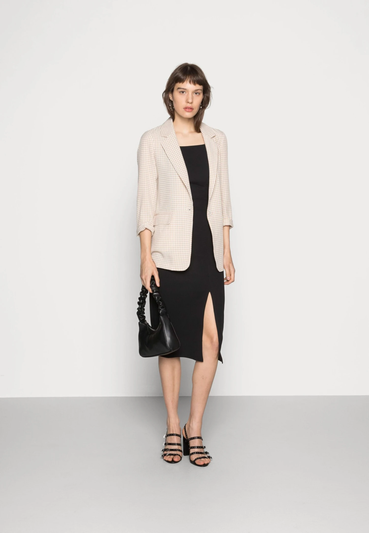 Wal G Strappy Square Neck Midi Dress - Etui-Jurk - Black 2 Wal G Strappy Square Neck Midi Dress - Etui-Jurk - Black - Afbeelding 2