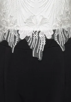 Jumpsuit - Black/White 5 Jumpsuit - Black/White -Wal G Verkoopwinkel 29e63eb867f344cb96ac8413cc148883 scaled