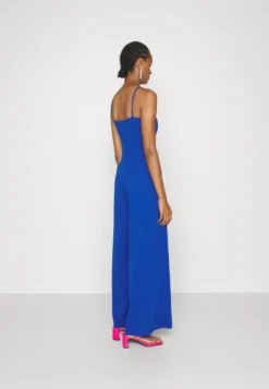 Havana Sweetheart Neck Jumpsuit - Jumpsuit - Electric Blue 7 Havana Sweetheart Neck Jumpsuit - Jumpsuit - Electric Blue -Wal G Verkoopwinkel 2be44342de574c0e84caa4fa1f200e65 scaled