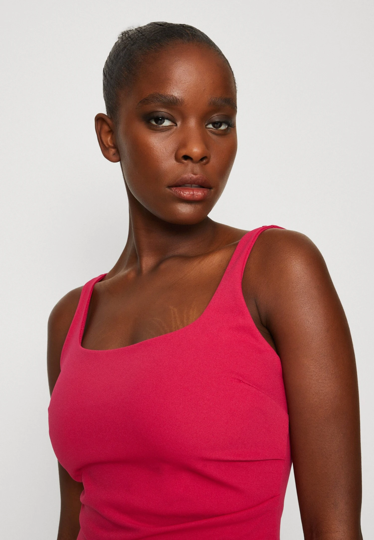 Wal G Mima Midi - Jerseyjurk - Fuchsia 4 Wal G Mima Midi - Jerseyjurk - Fuchsia - Afbeelding 4