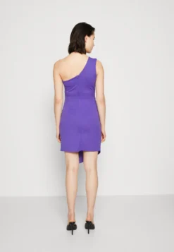 Wal G Liza One Shoulder Midi - Jerseyjurk - Purple -Wal G Verkoopwinkel 31f3cb923339476c8757942d2e489d61 scaled