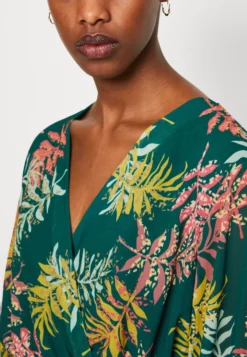 Wal G Cruise Collection Tropical Wrap Dress - Jurk - Multicoloured -Wal G Verkoopwinkel 373d4fbcadd1499b9fce5e70608197bb scaled
