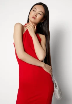 Wal G Halter Neck Maxi Dress - Galajurk - Red -Wal G Verkoopwinkel 3b9c6e523246487e9ee5e449083fd5de scaled
