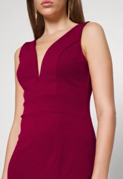 V Neck Midi - Cocktailjurk - Berry Wine 11 V Neck Midi - Cocktailjurk - Berry Wine -Wal G Verkoopwinkel 3bcb815ca30344d4bcfc56049f16e21f scaled