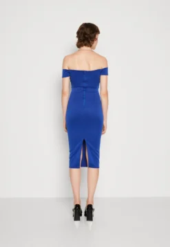 Wal G Elia Off Shoulder - Galajurk - Electric Blue -Wal G Verkoopwinkel 3db2fd51f9d64d29a6618dbd0c5a33e4 scaled