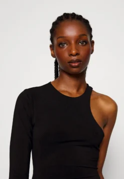 Mila Asymmetric- Maxi-Jurk - Black -Wal G Verkoopwinkel 3f23707e6bdb42c6a077f318423e91fd scaled