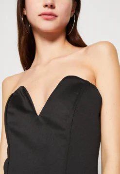 Wal G Dolly V Neck Maxi - Jerseyjurk - Black 11 Wal G Dolly V Neck Maxi - Jerseyjurk - Black -Wal G Verkoopwinkel 401ca2b6903345068a229430c61d28d1 scaled