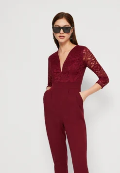 Wal G Lee - Jumpsuit - Wine -Wal G Verkoopwinkel 47e882819baa4e2db1e9bd7577e33d81 scaled