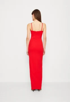 Wal G Jeane Strappy Maxi - Jerseyjurk - Red 8 Wal G Jeane Strappy Maxi - Jerseyjurk - Red -Wal G Verkoopwinkel 480e45112585483aae5fe29541f0b95b scaled