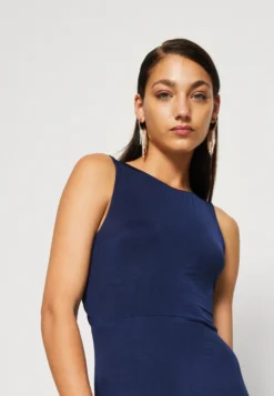 Wal G Becky Open Back Maxi - Jerseyjurk - Navy Blue -Wal G Verkoopwinkel 4ad1f6235e9847ea8e1f9f9fe7ba64cc scaled