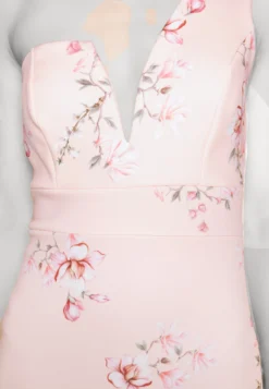 Wedding Gigi One Shoulder Print Maxi - Galajurk - Peach Print 11 Wedding Gigi One Shoulder Print Maxi - Galajurk - Peach Print -Wal G Verkoopwinkel 4d6f3452e07548f293e664880a5c4185 scaled