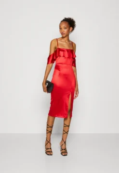 Wal G Gina Ruffle Midi - Cocktailjurk - Red -Wal G Verkoopwinkel 5078ea5d003b40e8826e85f1cd6cbb74 scaled