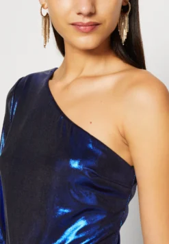 Wal G Hali One Sleeve Midi - Cocktailjurk - Electric Blue -Wal G Verkoopwinkel 51f3b5c7c383458ab9721b2c3a9cf59f scaled