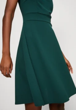 Wal G Melody Cross Skater - Jerseyjurk - Forest Green 11 Wal G Melody Cross Skater - Jerseyjurk - Forest Green -Wal G Verkoopwinkel 57154768454f49529c5834f5d5b77814 scaled