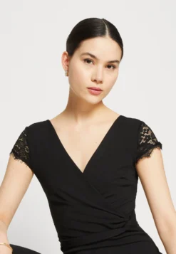 Wal G Cecillian V Neck - Jumpsuit - Black -Wal G Verkoopwinkel 57c0ede507ef44039128ad45f2c1076b scaled