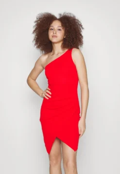 Wal G Dolly Asymmetric Mini - Etui-Jurk - Red