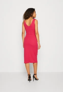 Wal G Sweeny Peplum Midi Dress - Jerseyjurk - Dark Fuchsia -Wal G Verkoopwinkel 5b72f07719594020961ed925936f17b8 scaled