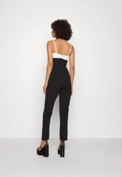 Wal G Janya Contrast Jumpsuit- Jumpsuit - Black/White 8 Wal G Janya Contrast Jumpsuit- Jumpsuit - Black/White -Wal G Verkoopwinkel 5b8a5d79dfca4b96914891dd6730ef6b scaled