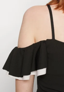 Wal G Simah Frill Midi Dress - Jerseyjurk - Black/White 11 Wal G Simah Frill Midi Dress - Jerseyjurk - Black/White -Wal G Verkoopwinkel 5c84223797634aa3bc5cc24155b10de4 scaled