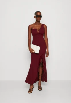 Wal G Soya One Shoulder Maxi Dress - Jerseyjurk - Berry Wine -Wal G Verkoopwinkel 5d1cb04409194932a2962fc0c5562be0 scaled
