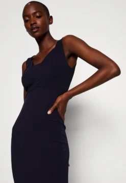 Anabella Ruffle Bottom Midi - Cocktailjurk - Navy Blue -Wal G Verkoopwinkel 5ed8a630ca164a6b9c10256736f62565 scaled