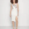 Wal G Embroidered V Neck Rose Midi - Cocktailjurk - White
