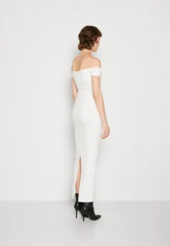 Wal G Elia Off Shoulder - Galajurk - White 8 Wal G Elia Off Shoulder - Galajurk - White -Wal G Verkoopwinkel 628408385c874506be5421687bc1f276 scaled