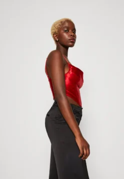Wal G Christian Corset Crop - Top - Red 9 Wal G Christian Corset Crop - Top - Red -Wal G Verkoopwinkel 63c1161254a346d5aaecbe23452fd0a9 scaled