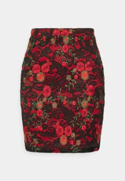 Wal G Peppy Skirt - Minirok - Red/Black -Wal G Verkoopwinkel 6455d4fd389848579eca83b33507b341 scaled