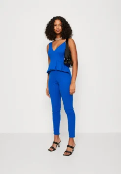 Wal G Xena Peplum - Jumpsuit - Electric Blue -Wal G Verkoopwinkel 69ee7c46aaf8451785c6573b19e01ab0 scaled