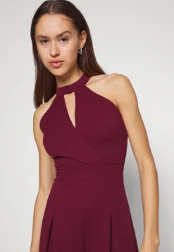 Wal G Arry Wide Leg- Jumpsuit - Wine -Wal G Verkoopwinkel 6f6a6dc081a0499682a0ee085950a971 scaled