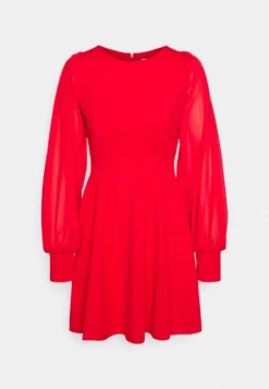 Kat Sleeve Dress - Cocktailjurk - Red -Wal G Verkoopwinkel 6f8c85f390c74542b445eddd2db1a17d scaled