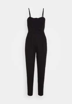 Wal G Hula - Jumpsuit - Black -Wal G Verkoopwinkel 7138fc70b3a34c3285eb11f65cb2c276 scaled