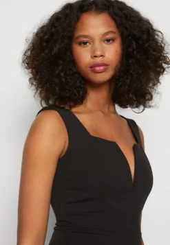 Wal G Cruise Midi Dress - Etui-Jurk - Black -Wal G Verkoopwinkel 76017521a8974ae8a525f4d887d102cc scaled