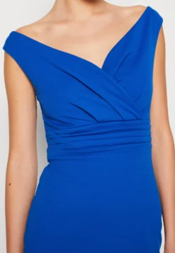 Wal G Andrew Off Shoulder Maxi Dress - Galajurk - Electric Blue -Wal G Verkoopwinkel 775bf27e414a4d70aeef474e792bbb1a scaled