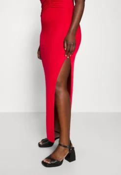 Layla One Shoulder- Galajurk - Red -Wal G Verkoopwinkel 78d62dd427df48d499a918ac7be75f7b scaled