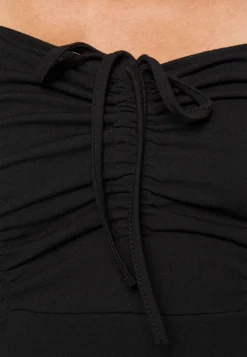 Cyndee Front Tie Midi Dress - Jerseyjurk - Black -Wal G Verkoopwinkel 78dc83b3f5c64b509e6bd350020e6978 scaled