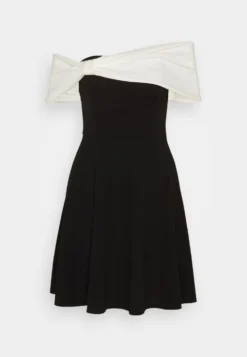 Wal G Alia Off Shoulder Skater - Cocktailjurk - Black/White -Wal G Verkoopwinkel 79520db41a524ab2b772b5e28f8149b5 scaled