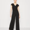 Wal G Cecillian V Neck - Jumpsuit - Black